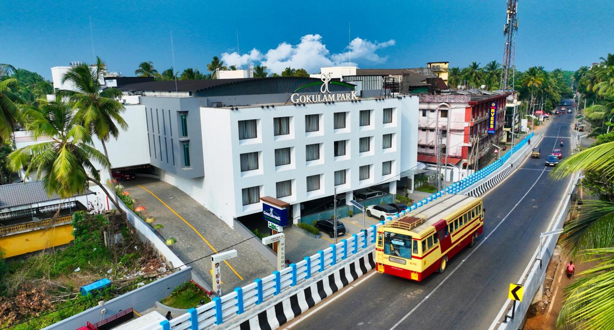 Hotel Gokulam Park Guruvāyūr Exterior foto